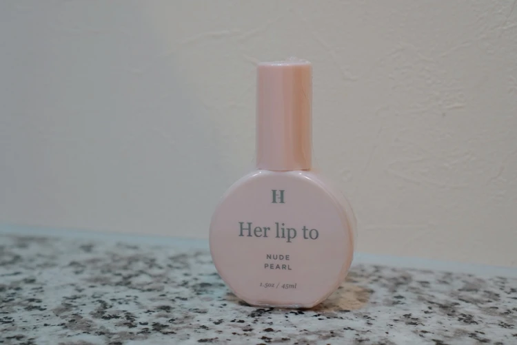 【争奪戦】ファミマで買えるHer lip to！数量限定ボディミスト_1