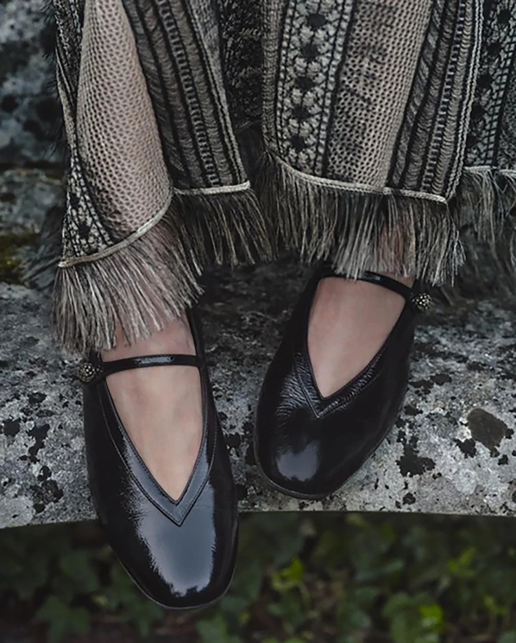 ディオール　フラットシューズ37 新作人気 Christian Dior】クリスチャンディオール フラット