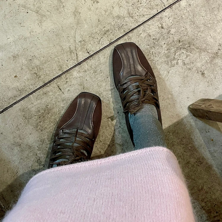 バレエシューズ感覚で合わせたい薄型スニーカー　サイズ感・履き心地・コーデ　＃スニーカー部_4