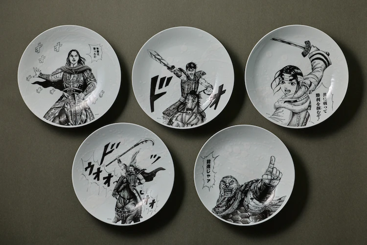 「佐賀キングダム空港特別展」では「有田焼」コラボ作品の特別展示も