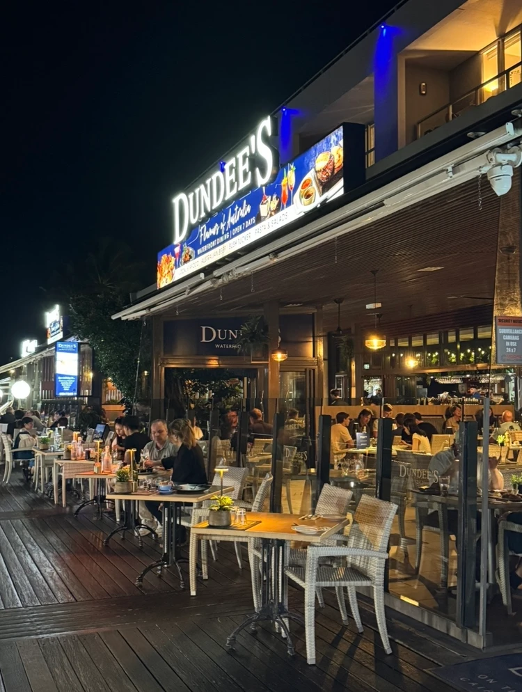 Dundee's restaurant ダンディーズレストラン