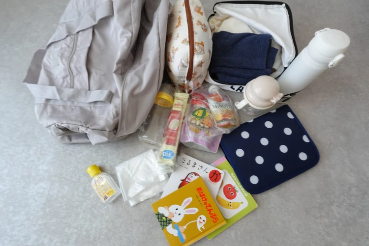 0歳　2歳　ベビー　乳幼児　旅行　2泊3日　二泊三日　旅行　持ち物　リスト　保存版　2026　マザーズバッグ