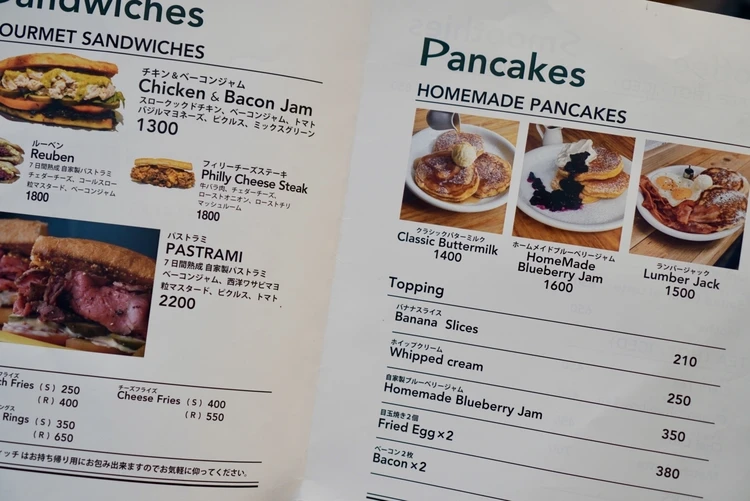 週末のご褒美モーニング♩行列必至の【FLAPJACK'S】で味わう本場アメリカンパンケーキ_3