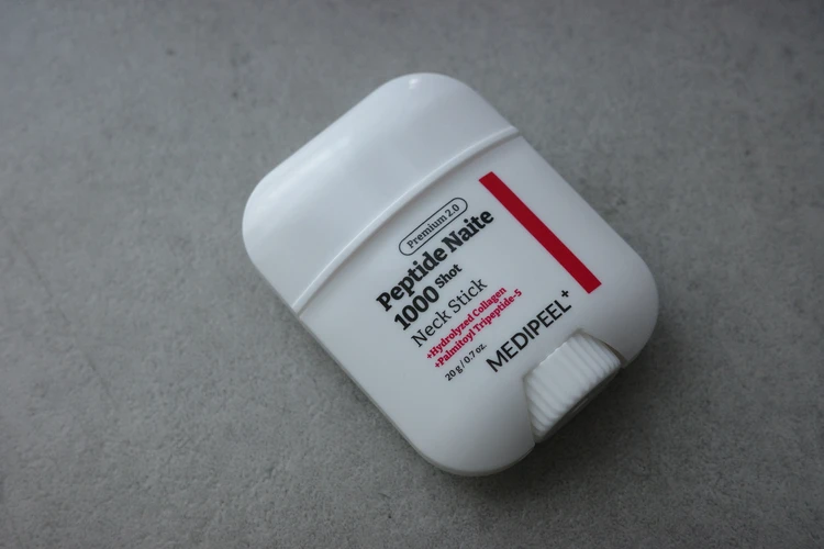 メガポでゲットして！メディピール『プレミアムペプチドナイテ1000ショット』で首ケア_1