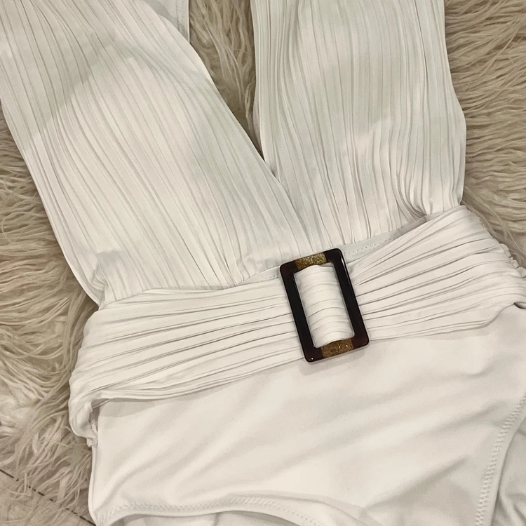 【まだまだ間に合う！】お悩みカバー×トレンド感を叶える、海外ブランド最新水着を徹底レビュー！_3