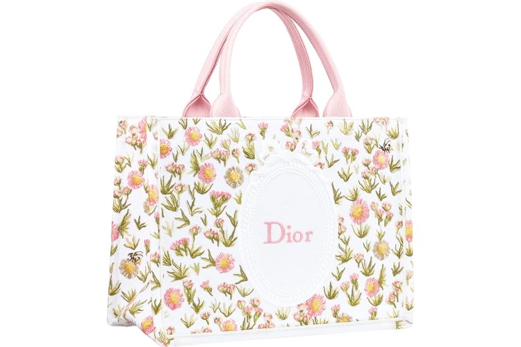 「ディオール ブックトート」ミディアム ￥520000