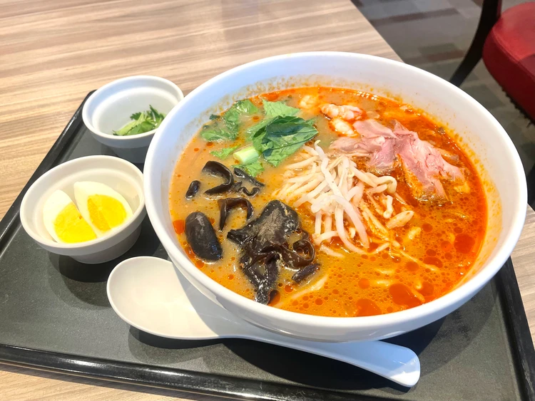 【デニーズ】ファミレスとは思えない!本格「麻辣湯麺」を食べてみた_1
