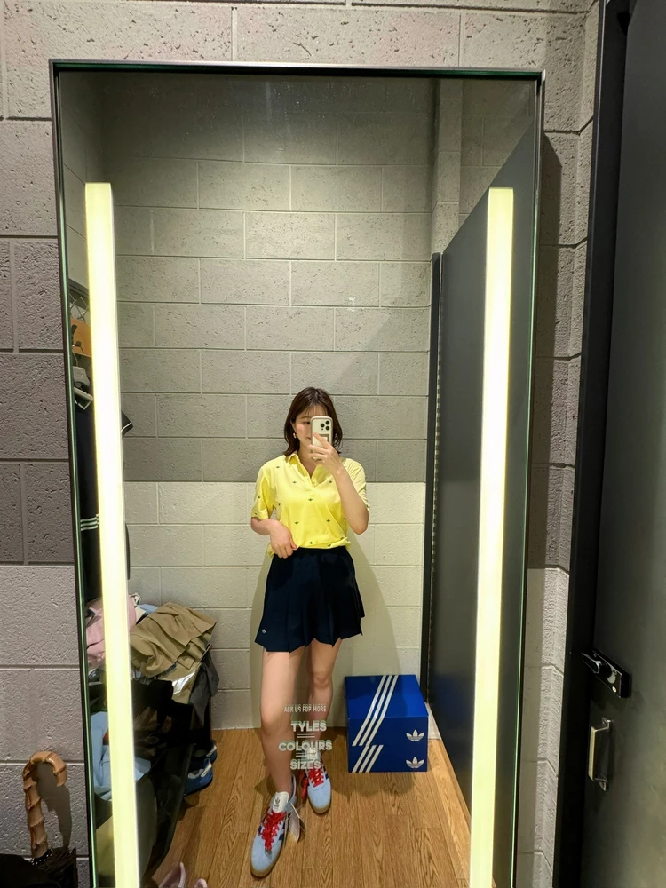 ゴルフ　ゴルフ女子　アディダス　アディダスゴルフゴルフ　ゴルフウェア　ウィメンズウェア　ゴルフコーデ　大人のゴルフコーデ　春のゴルフコーデ　スポーツコーデ　スポーツウェア　ゴルフ初心者　脚太い女子が選ぶゴルフウェア　30代女子ゴルフゴルフウェア　アディダスゴルフ新作　アディダスゴルフウェアレディース　カラフルゴルフコーデ　ラウンドコーデ　イエローパーカー　アディダスジャージ新作　スポーツミックスコーデ　ガゼル新作　ガゼル女子　アディダスガゼルコーデ　ゴルフウェア汗染み気にならない　イエローウェア