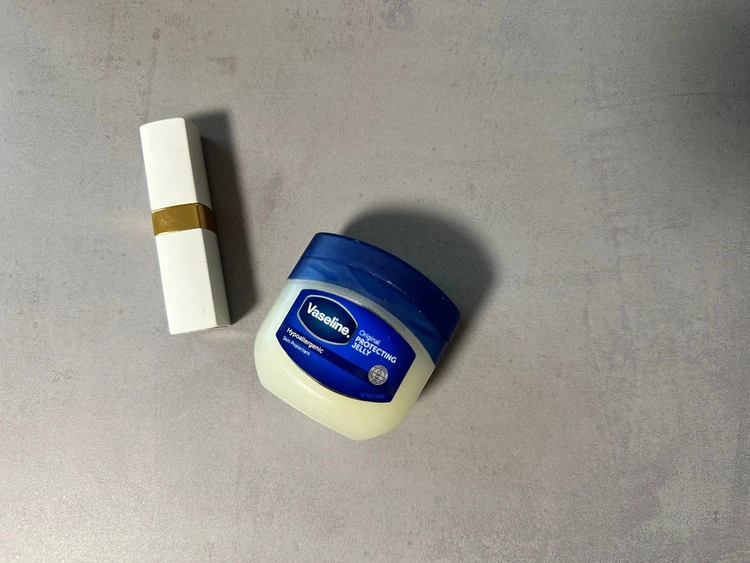 ヴァセリン Vaseline 妊娠中 必需品 ピュアスキンジェリー 無添加
