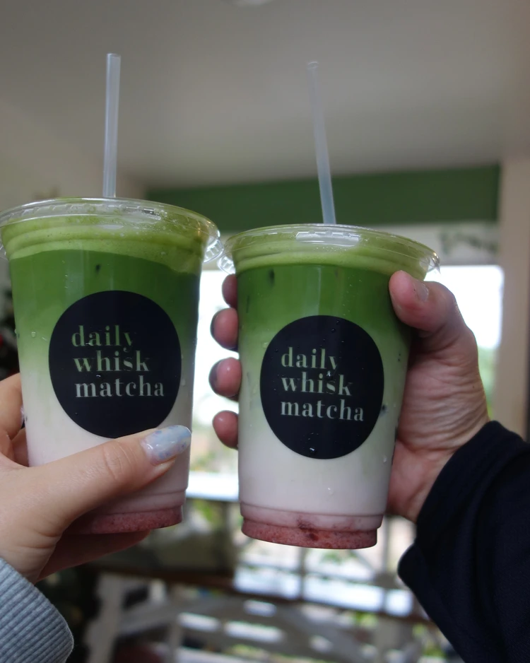 daily whisk matchaののストロベリ抹茶ラテ　ハワイ　抹茶