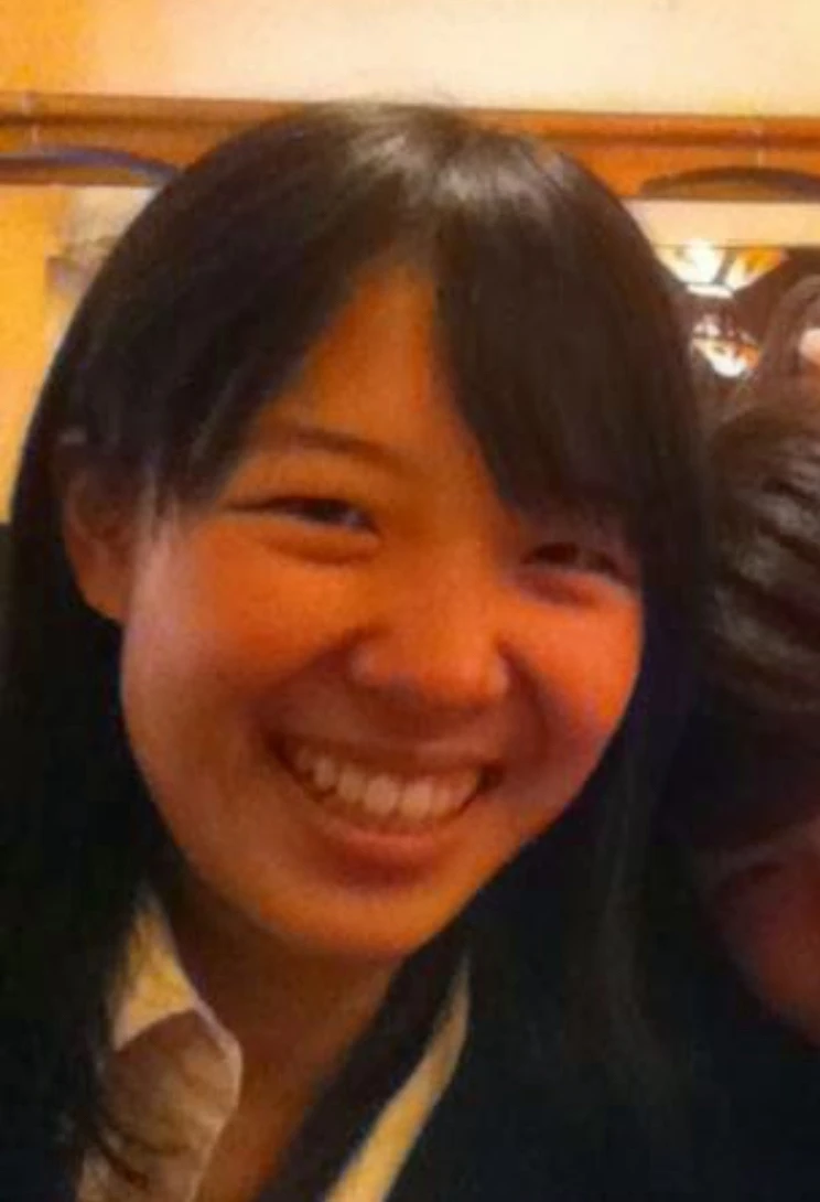 「ファストフードやチョコばかり食べていた学生時代は、太り続けて恐ろしいことに…。野菜をメインに食べるようにして、宅トレを始めました!」(勝本さん)