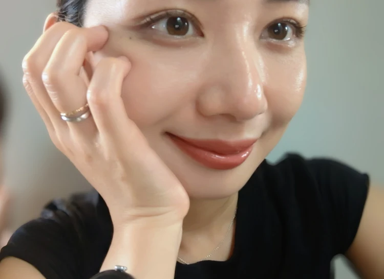 シーンやファッションを選ばず、毎日のように愛用しています