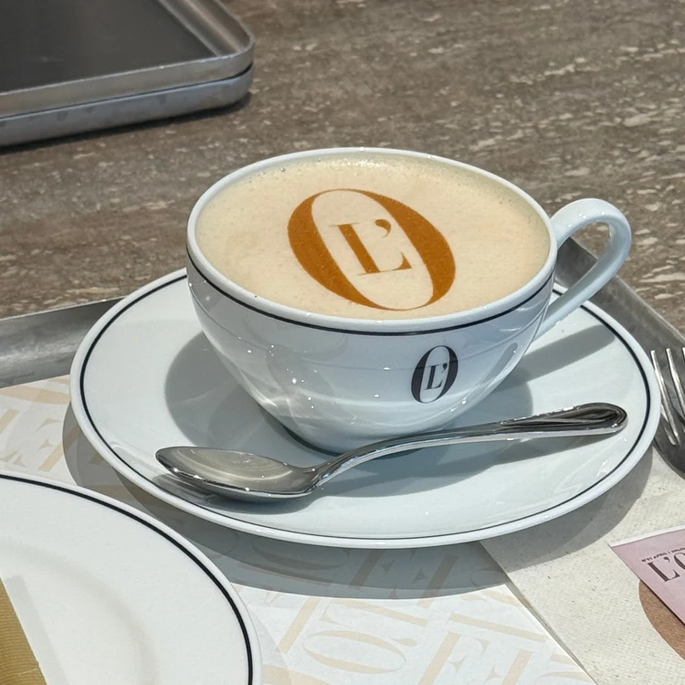 【新オープン！】表参道のお洒落すぎる海外っぽカフェ🇫🇷_6_2