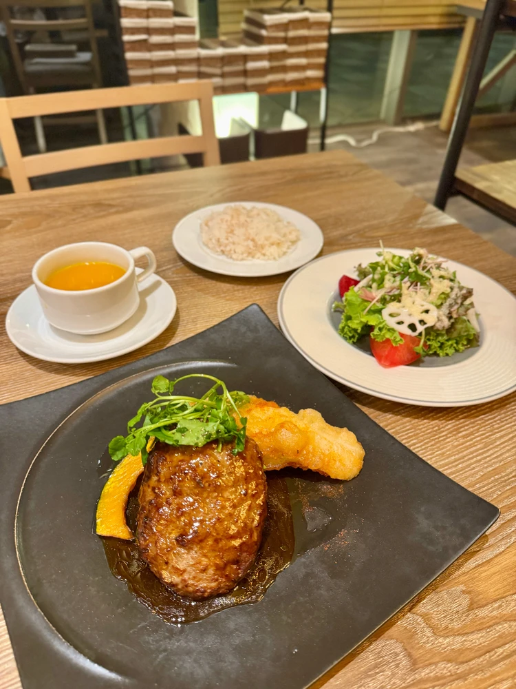 犬山　産後ケア　ごはん