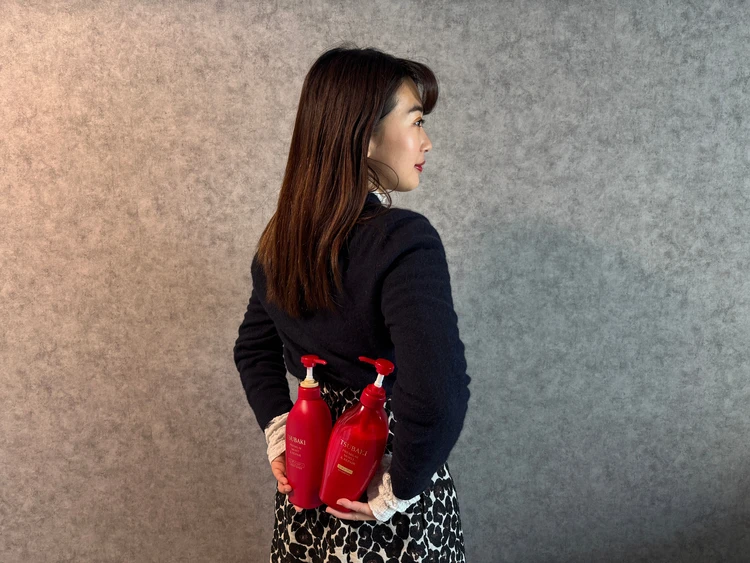 【髪がキレイだとおしゃれが楽しくなる】赤TSUBAKIでパサつく髪にツヤを与えよう_2