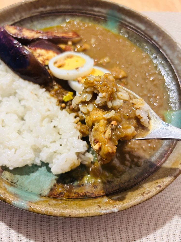 無印良品｜「豚肉とタマリンドのスパイシーカレー」