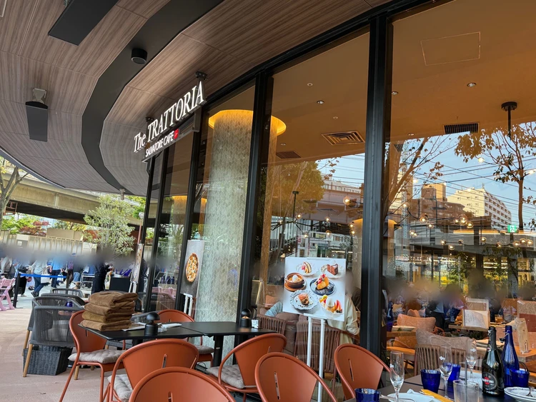 trattoriaのテラス席の様子