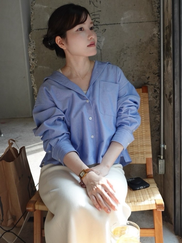 【ユニクロ×JW ANDERSON】この秋ヘビロテ！3,990円「オックスフォードシャツ」のリアルな着こなし【小柄さんも美シルエット】_3