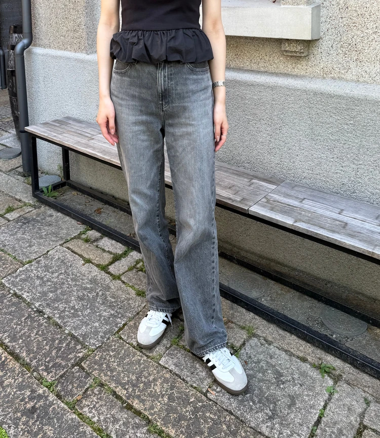 【ユニクロ（UNIQLO）ワイドストレートジーンズ】でつくる晩夏デニムコーデ2選　#ファッション部_3