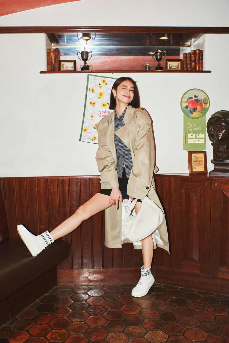 ハンター 新作着用 佐藤晴美さん トレンチコーデ