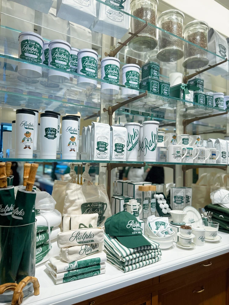 久屋大通カフェ　ポロ