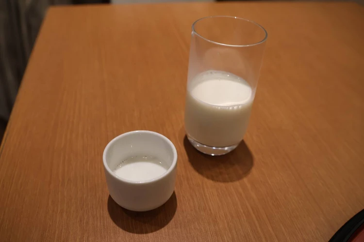 【新潟】朝から日本酒いっちゃう!?地酒飲み比べができるアートホテル【宵酔探訪】_6_2