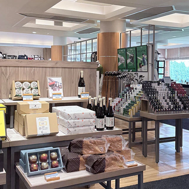 夏も快適♡クールカートで楽しむ“大人のご褒美ゴルフ”_2_3