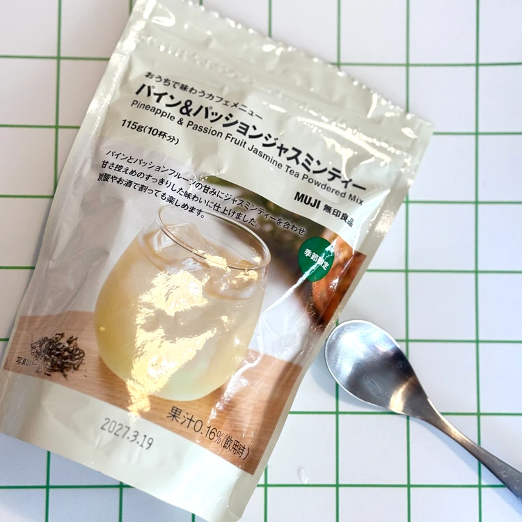 無印良品「パイン&パッションジャスミンティー」のパッケージ画像