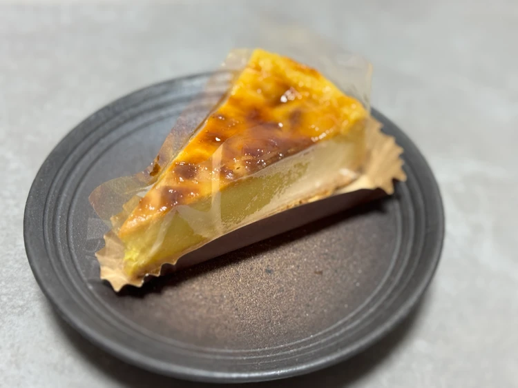 スターバックスコーヒー秋の新作「紅はるかと安納芋の焼き蜜芋ケーキ」さつまいもケーキ