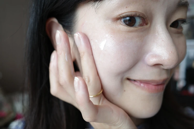 4色に進化した【プリマの下地】!トーンアップUVベース全色レビュー_4