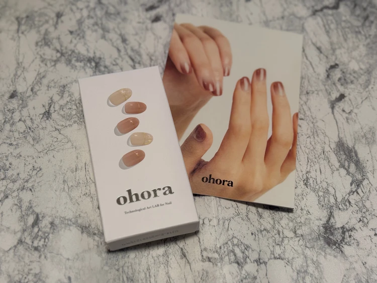 【ohoraオホーラ】貼って硬化させるだけ!"セルフネイル派"のための新感覚ジェルネイルを徹底レポ_1