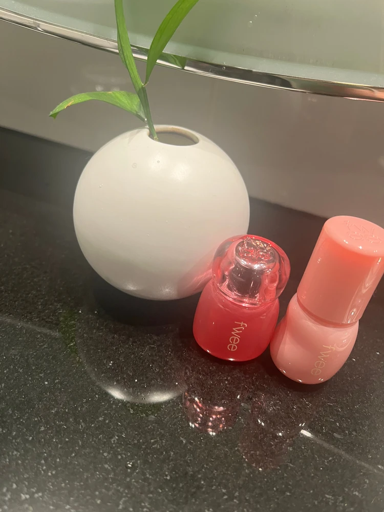 fwee【フィー】あの神グロスがティントになった！新作「3Dボリューミングティント」レポ！_2