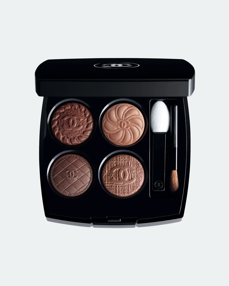CHANEL 限定アイパレット シャネル】限定アイパレットが登場。シャネルの美学が詰まった