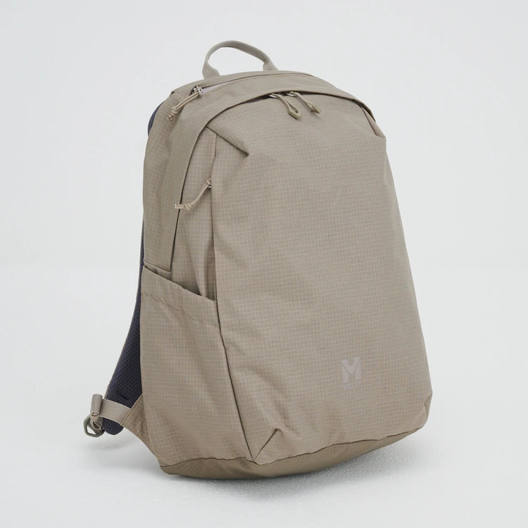 【写真】優秀通勤ワードローブをまとめてチェック！_0