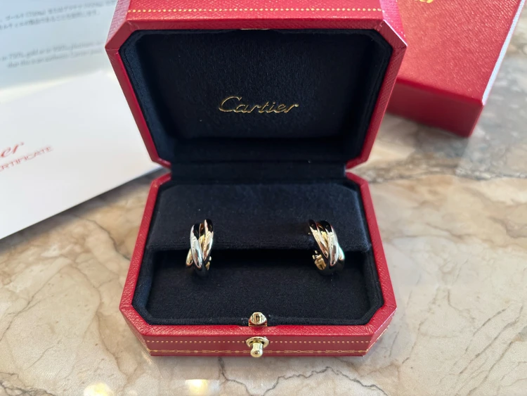 2025年締めくくり。自分へのご褒美としてカルティエのトリニティピアスをお迎え_2