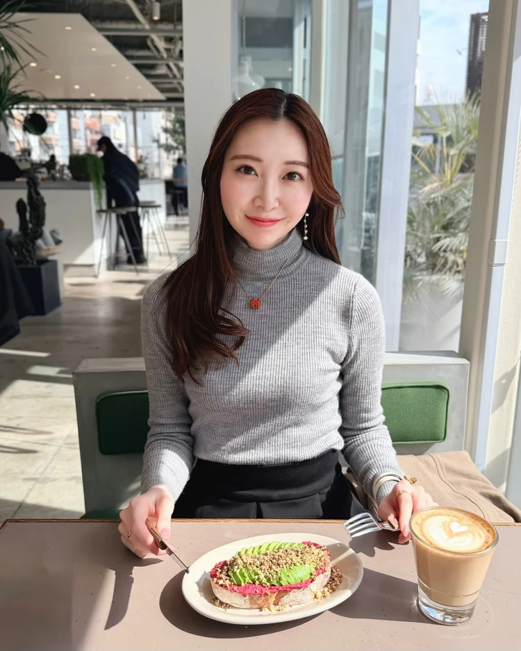 朝活 アボカドトースト 自由が丘 カフェ巡り