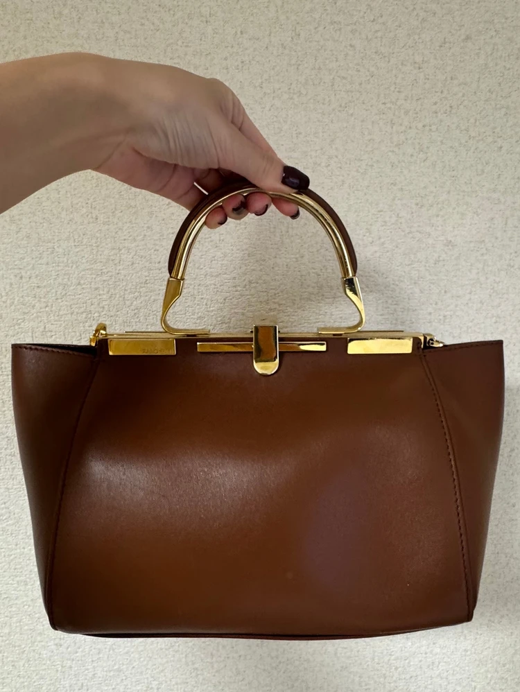 【2025年トレンド】主役はブラウン！アラサーOLの2ルックと注目アイテムたち_8_2