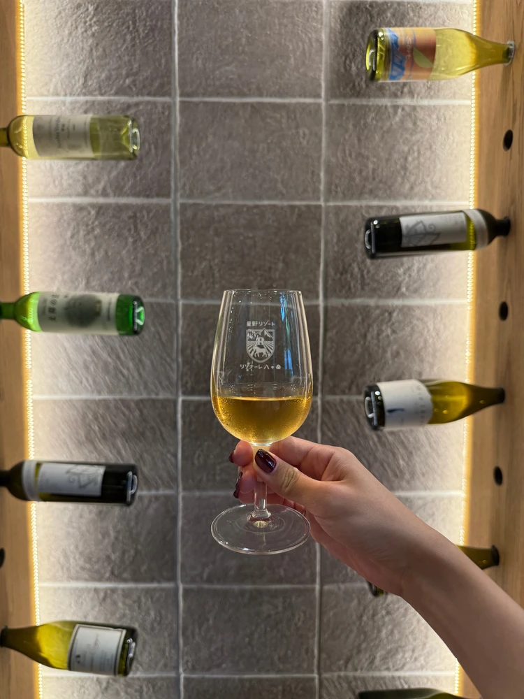 アクティビティではワインの試飲もできる