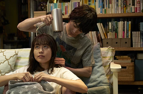 【30歳で観ると刺さる日本映画2選】恋愛、結婚、仕事。「このままでいいのかな」の夜に_1