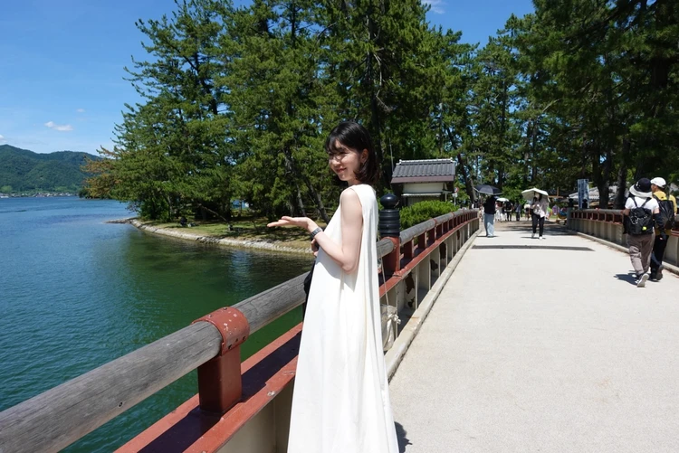 ［¥4,991］一枚でサラッと決まる！URBAN RESEARCHのカットミラノノースリワンピースが今の時期にぴったり_4