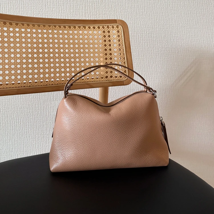 見た目以上の収納力!GIANNI CHIARINIの名品アリファの魅力#ファッション部_1