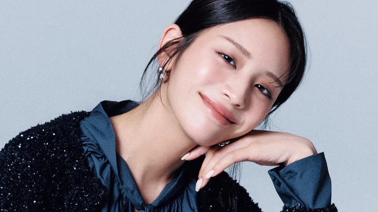 ここぞの時に頼れる「黒」! 時短で盛れる素材別「黒コーデ」3タイプ