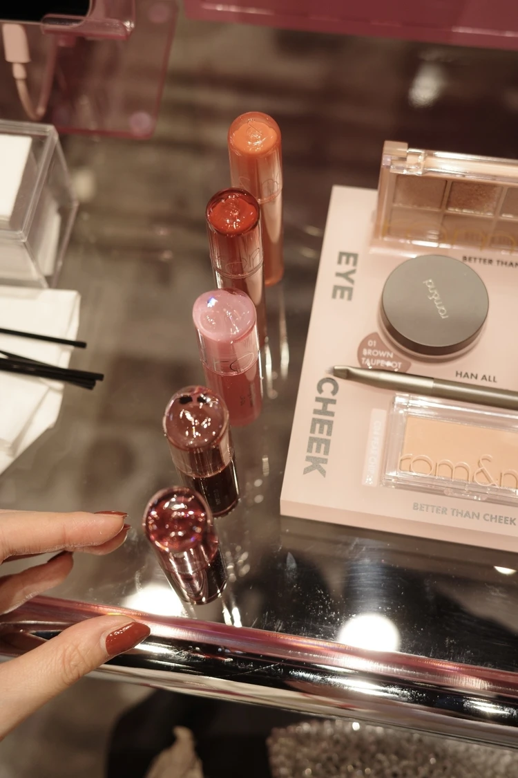 【rom&nd】	ロムアンド商事に入社！？話題の新作体験イベントレポ_17