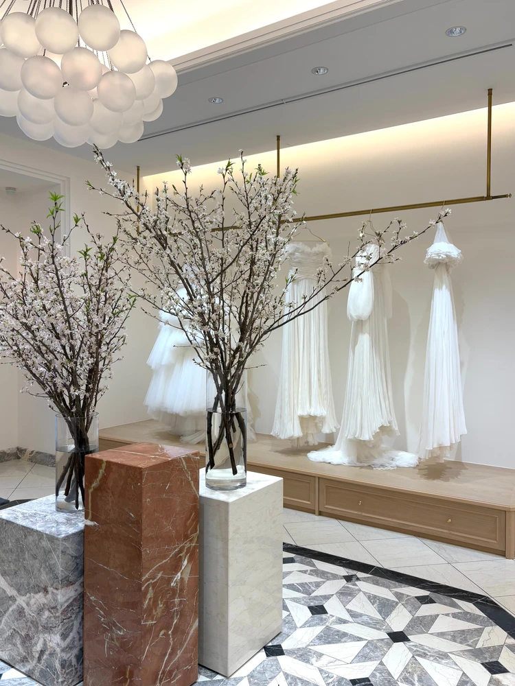 花嫁の憧れ「THE TREAT DRESSING」でのドレス選び｜Part 1_3