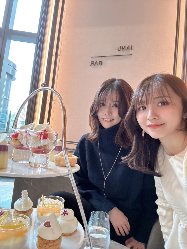 可愛いだけじゃない。大人女子会はJANUの“ストロベリー&ホワイト”で完成_3_2