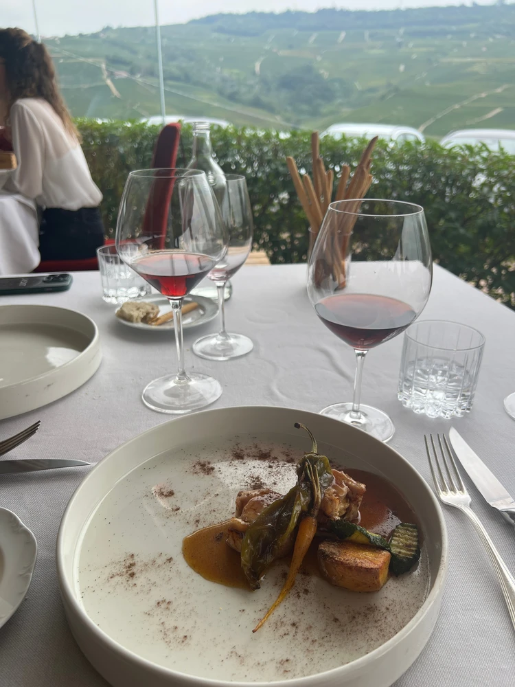 一生に一度は訪れたい。イタリアワインの贅沢旅【バローロ編】_13_3