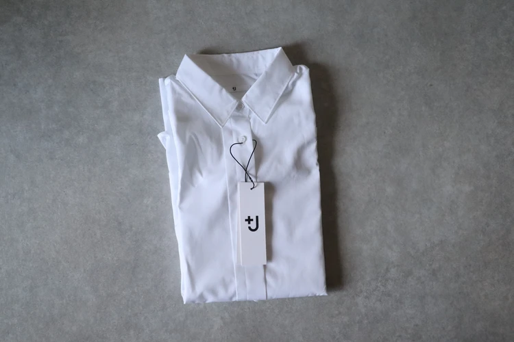 ユニクロ　+J　コラボ　スーピマコットンオーバーサイズシャツ　白シャツ