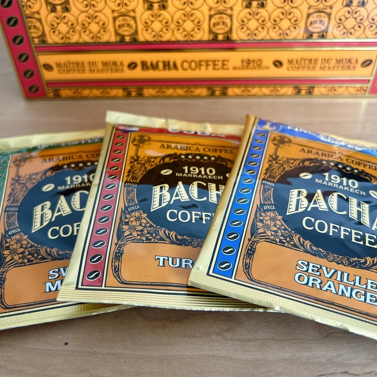 シンガポール土産「BACHA COFFEE」