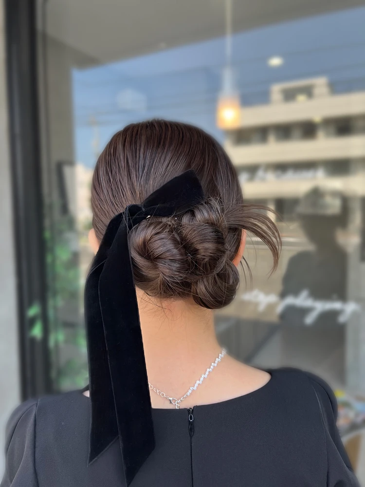 【お呼ばれヘアスタイル】結婚式参列10回以上の私が選ぶ!周りと被らない「褒められヘア」_5