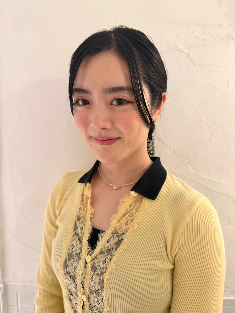 30代髪型・ミディアムの正面